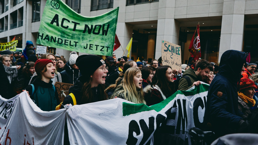 Fridays-for-Future-Demo in Hamburg: Über die Notwendigkeit des Klimaschutzes sind sich Bevölkerung und Politik weitgehend einig. Schwierig wird es, wenn es ans Konkrete geht. 