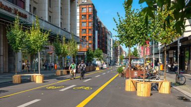 Das Projekt "Flaniermeile Friedrichstraße" ist eine Maßnahme auf dem Weg zu einer fahrradfreundlichen Stadt.